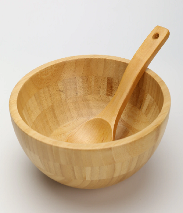 ¿Cómo funciona el diseño y la función de la ensaladera redonda de fondo en términos de versatilidad?